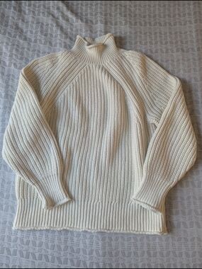 J. Crew Cream Ribbed Turtleneck Sweater Size M
